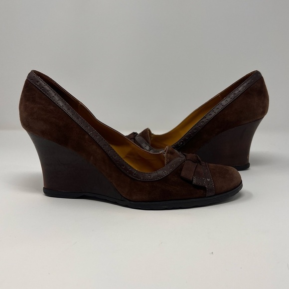 Kenneth Cole REACTION Brown Suede Pete 'n Low Wedge Heels Size 8 Women's - Picture 1 of 8